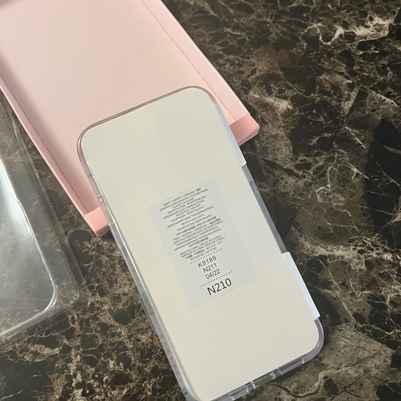 NWOT PopSocket Flowers 🌸 case - Picture 3 of 4